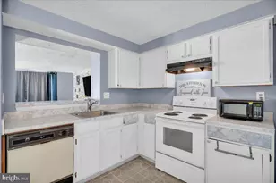 195 Villa Knoll Ct, Sicklerville, NJ 08081 - Photo 11