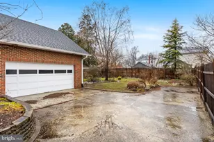 55 E Evesham Rd, Runnemede, NJ 08078 - Photo 23