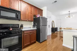 234 Breeders Cup Dr, Cherry Hill, NJ 08002 - Photo 13