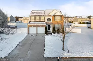 17 Westbury Dr, Berlin, NJ 08009 - Photo 3