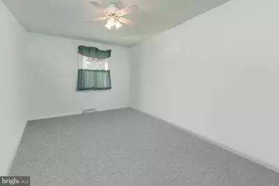 110 Lake View Avenue, Gloucester Township, NJ 08012 - Photo 37