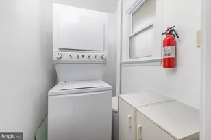 110 Lakeview Ave, Gloucester Township, NJ 08012 - Photo 39