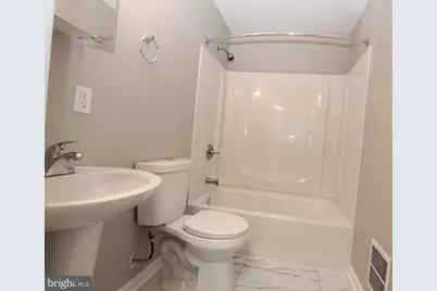 717 Hunter Street, Gloucester City, NJ 08030 - Photo 17