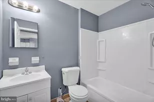 7 Hampton Gate Dr, Sicklerville, NJ 08081 - Photo 17