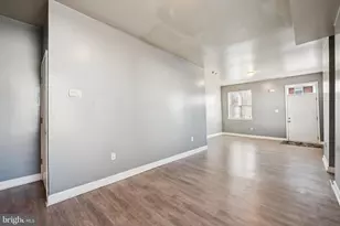 138 N King St, Gloucester City, NJ 08030 - Photo 3