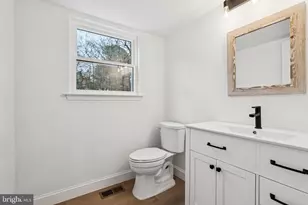 13 Barclay Ln, Voorhees, NJ 08043 - Photo 11