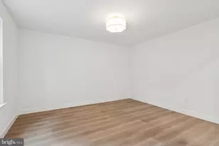 13 Barclay Ln, Voorhees, NJ 08043 - Photo 9