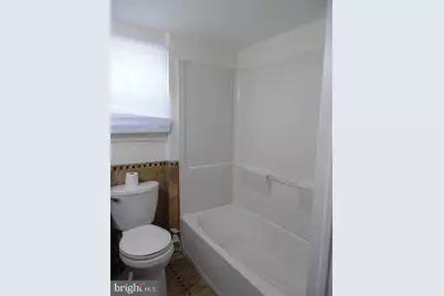 810 Powell Street, Gloucester City, NJ 08030 - Photo 11