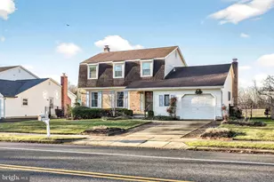 32 Roberts Dr, Somerdale, NJ 08083 - Photo 1