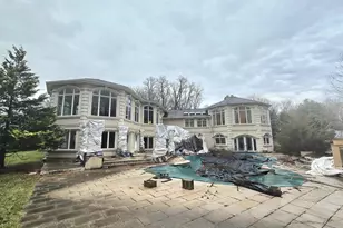 14 Carol Dr, Clementon, NJ 08021 - Photo 1