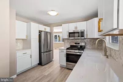 226 Adams Avenue, Barrington, NJ 08007 - Photo 11