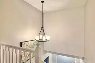 13 Gratz Ct, Cherry Hill, NJ 08002 - Photo 9