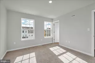 220 Sandy Rdg Rd, Sicklerville, NJ 08081 - Photo 17