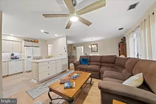 215 Haddonfield Cmns, Haddonfield, NJ 08033 - Photo 17