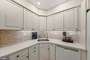 215 Haddonfield Cmns, Haddonfield, NJ 08033 - Photo 9