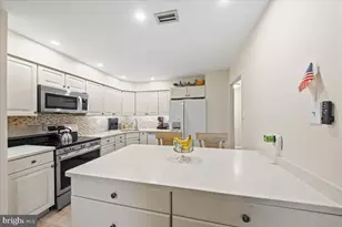 215 Haddonfield Cmns, Haddonfield, NJ 08033 - Photo 11