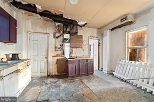 2622 Saunders St, Camden, NJ 08105 - Photo 9