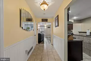 205 Franklin Ave, Berlin, NJ 08009 - Photo 5