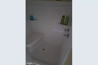 621 Henry Street, Camden, NJ 08103 - Photo 11