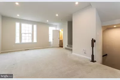 25 Continental Boulevard, Sicklerville, NJ 08081 - Photo 9