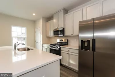 25 Continental Boulevard, Sicklerville, NJ 08081 - Photo 3