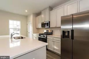 25 Continental Blvd, Sicklerville, NJ 08081 - Photo 3