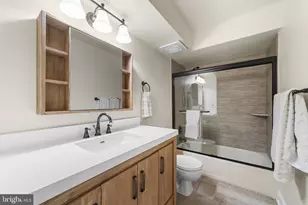 938 Chanticleer Dr, Cherry Hill, NJ 08003 - Photo 23