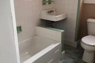 320 Powell St, Gloucester City, NJ 08030 - Photo 3