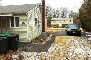 8 Roberts Ln, Berlin, NJ 08009 - Photo 5