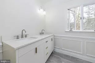 27 Eastwood Dr, Voorhees, NJ 08043 - Photo 19