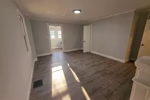 340 Middlesex St, Gloucester City, NJ 08030 - Photo 3