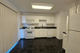 1608 Beacon Hill, Sicklerville, NJ 08081 - Photo 7