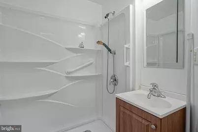 30 S Railroad Avenue S, Gloucester City, NJ 08030 - Photo 17