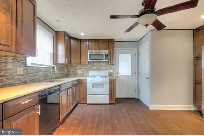 32 Fairmount Avenue, Lindenwold, NJ 08021 - Photo 9