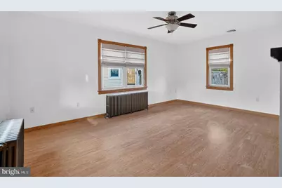 122 N Wilson Avenue, Brooklawn, NJ 08030 - Photo 5