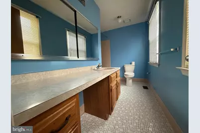 79 Edinburgh, Gloucester Township, NJ 08012 - Photo 17