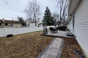 302 Iris Rd, Cherry Hill, NJ 08003 - Photo 17