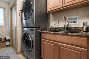 21 Teak Ct, Cherry Hill, NJ 08003 - Photo 33