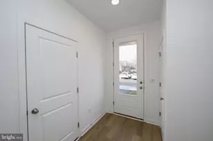 65 Basswood St, Berlin, NJ 08009 - Photo 7