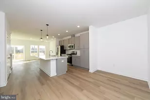 65 Basswood St, Berlin, NJ 08009 - Photo 23