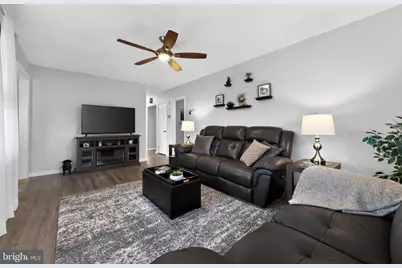 940 Carter Avenue, Bellmawr, NJ 08031 - Photo 9