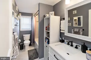 136 State St, Gloucester Township, NJ 08012 - Photo 17