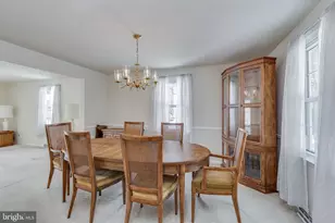 28 Harrowgate Dr, Cherry Hill, NJ 08003 - Photo 15