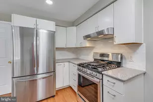 28 Harrowgate Dr, Cherry Hill, NJ 08003 - Photo 17