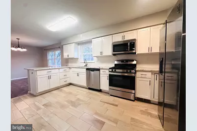 33 N Green Acre Drive, Cherry Hill, NJ 08003 - Photo 9