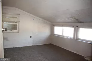 128 Amon Ave, Gloucester City, NJ 08030 - Photo 13