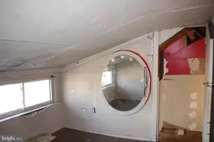 128 Amon Ave, Gloucester City, NJ 08030 - Photo 9