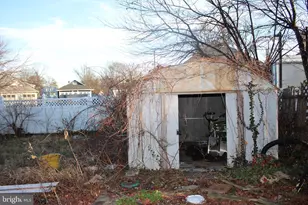 128 Amon Ave, Gloucester City, NJ 08030 - Photo 37