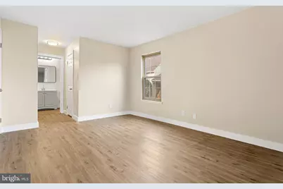 204 Tavistock #204, Cherry Hill, NJ 08034 - Photo 9