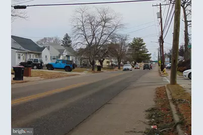 318 E Church Street, Gloucester Township, NJ 08012 - Photo 9